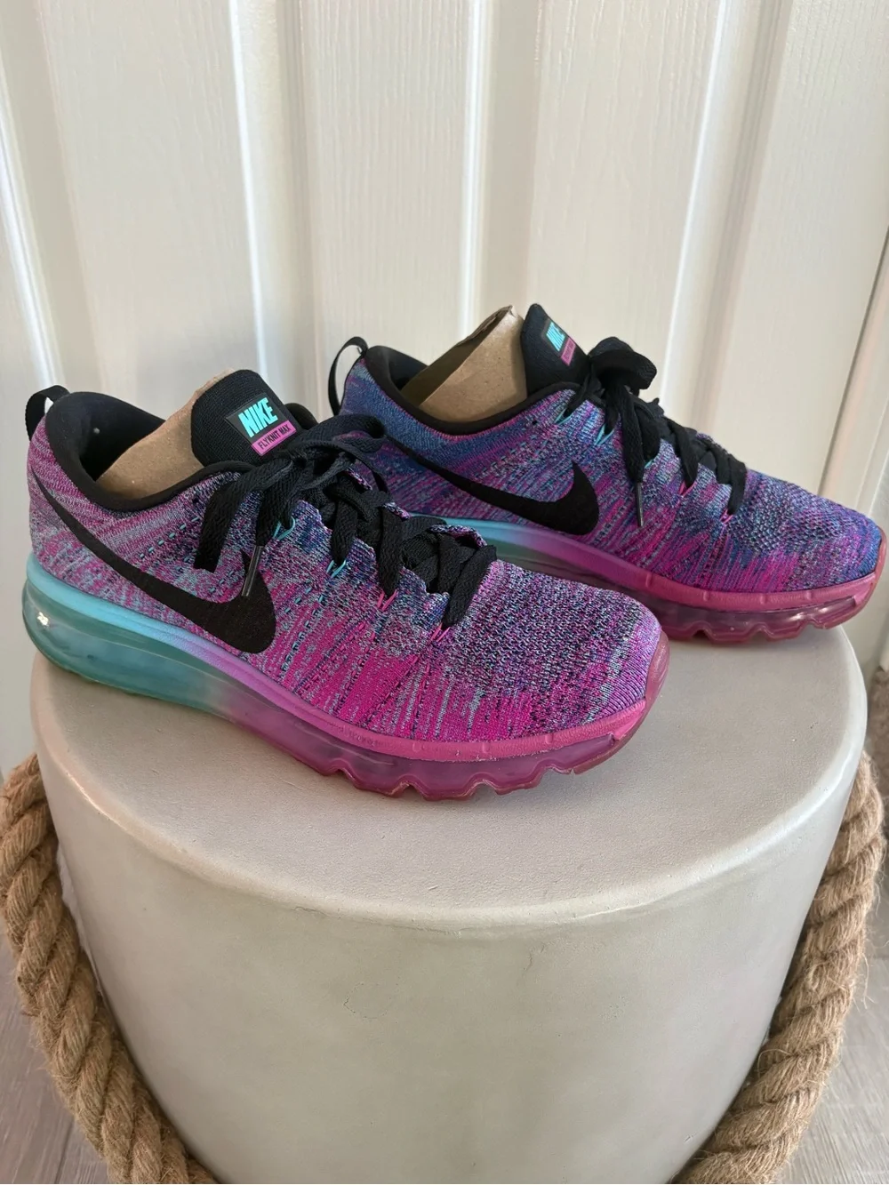 Nike | FlyKnit Air Max | Fuschia Flash/ Clearwater/ Chlorine Blue | sz 9.5